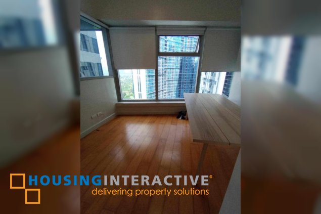 for sale: spacious 3-bedroom unit in beaufort