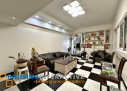 3br unit with parking for sale in elizabeth place