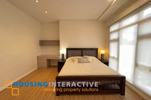 fully furnished 3br unit with parking for sale in escala salcedo
