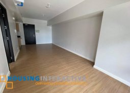 1br unit for sale in park triangle residences