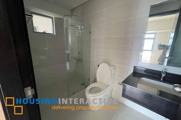 1br unit for sale in park triangle residences
