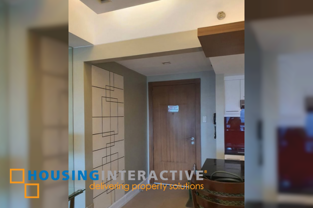 for rent: 2 br fully furnished with golf course view in forbeswood parklane