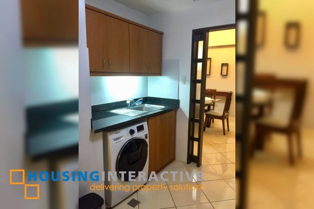fully furnished 1br unit with balcony for sale in paseo parkview suites