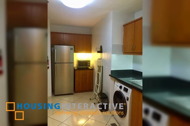 fully furnished 1br unit with balcony for sale in paseo parkview suites