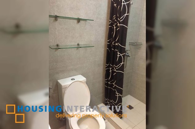 fully furnished 1br unit with balcony for sale in paseo parkview suites