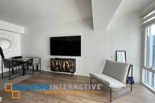 fully furnished studio unit for sale in two serendra