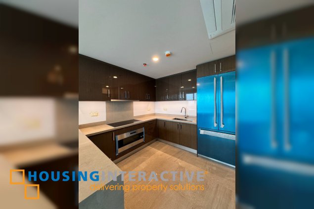 semi-furnished 3br unit with parking for lease in the balmori suites
