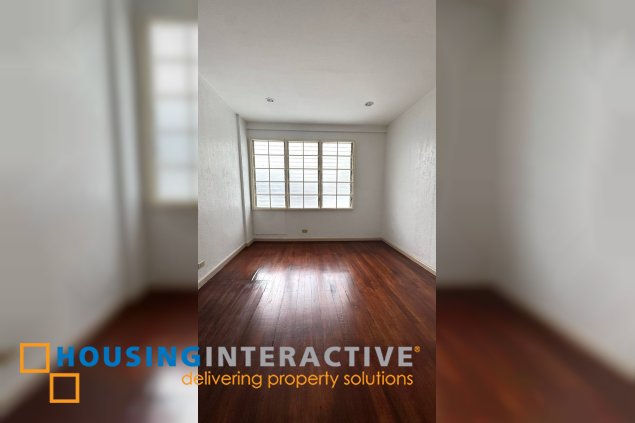 2-storey house for lease in palm village, makati