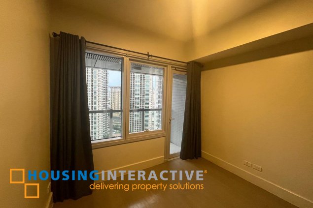 bare 1br unit with parking for lease in proscenium at rockwell