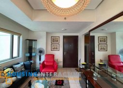 1br unit for lease in forbeswood parklane