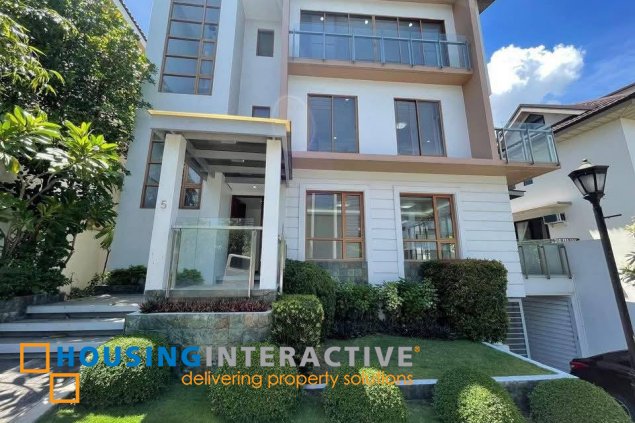 tri-level hosue for lease in mckinlry hill village