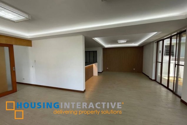 tri-level hosue for lease in mckinlry hill village