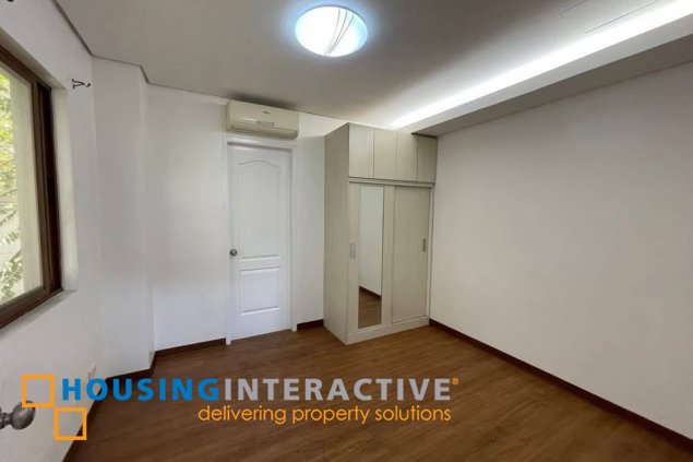 tri-level hosue for lease in mckinlry hill village