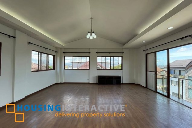 tri-level hosue for lease in mckinlry hill village