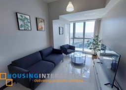 fully furnished 3br unit for lease in uptown parksuites