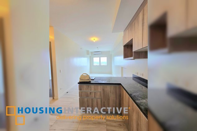 1br unit with parking for sale in maven at capitol commons