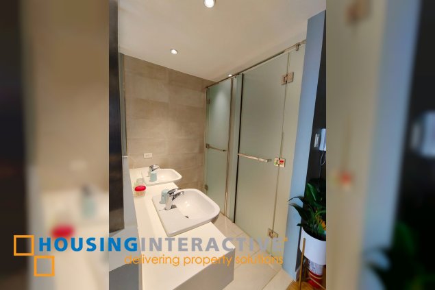 fully furnished studio unit for lease in acqua private residences