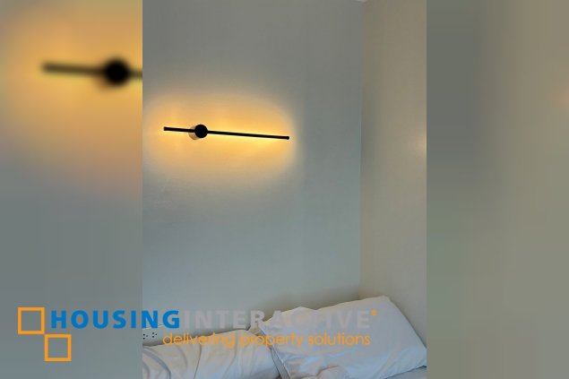 fully furnished 1br unit with parking for sale in acqua private residences