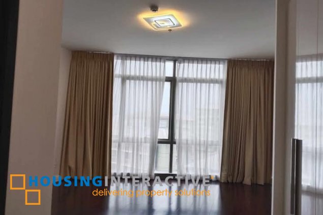 for sale 2br unit in east gallery place