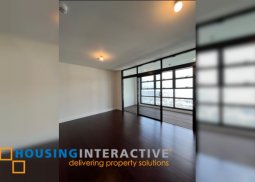 3br skyflat unit with parking for sale in garden towers
