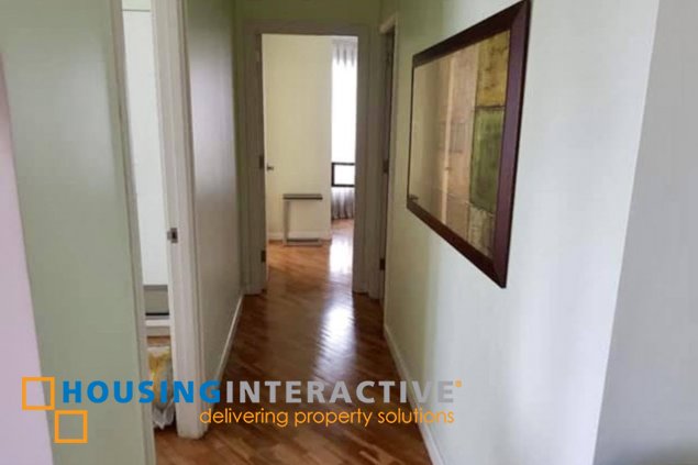 fully furnished 2br unit for lease in joya lofts and towers