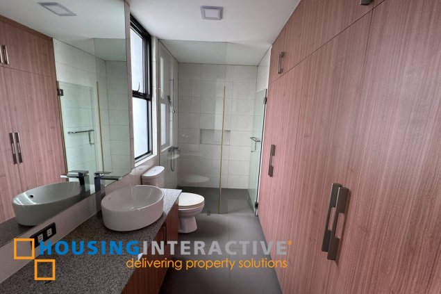 5br house for lease in mckinley hill village