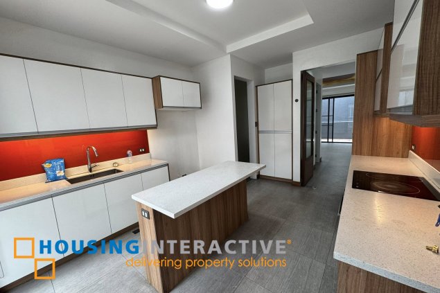 5br house for lease in mckinley hill village
