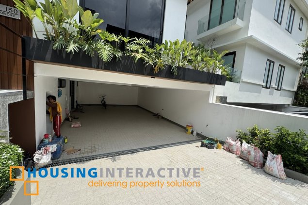 mckinley west brand new 5br + den house |  lease
