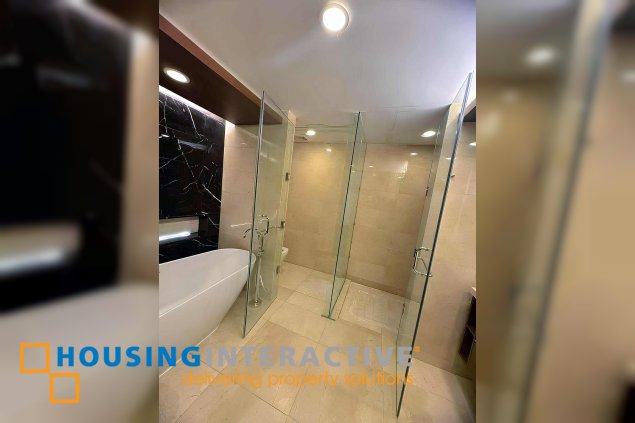 fully furnished 3br unit with parking for lease in two roxas triangle