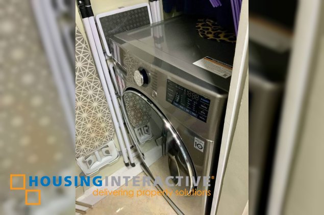 rush sale! 1 bedroom unit in bellagio tower 2