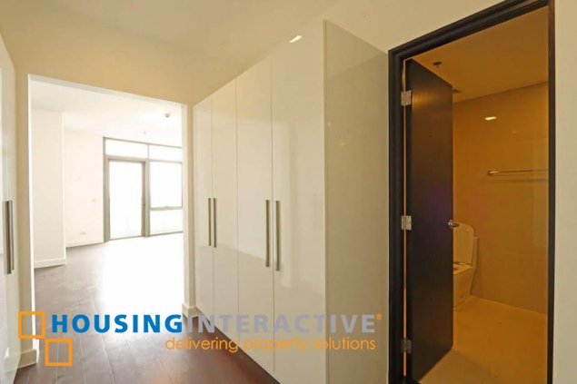 brand new 4br east gallery place for rent and sale