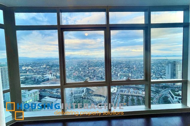 3br unit for sale in east gallery place