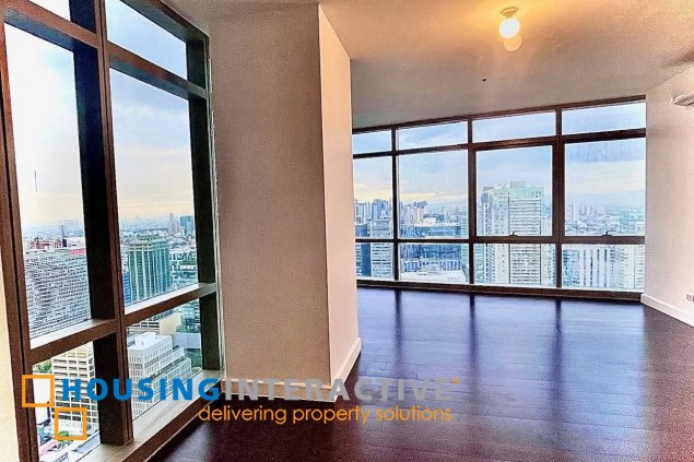 3br unit for sale in east gallery place