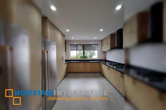 house for rent in mahogany place, acacia estates