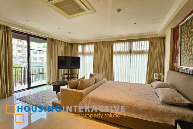 studio unit with balcony and parking for rent in makati