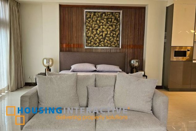 studio unit with balcony and parking for rent in makati
