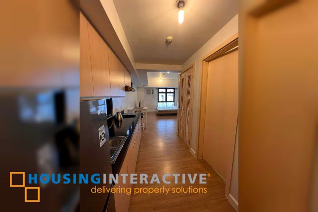 furnished studio unit for lease in high park vertis north