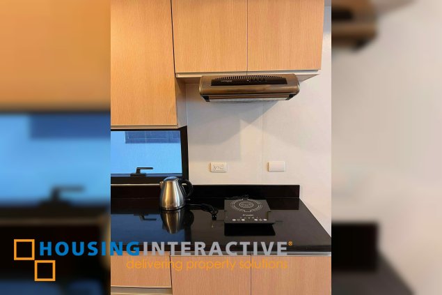 furnished studio unit for lease in high park vertis north