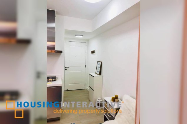 fully furnished 1br unit for lease in azure urban resort residences