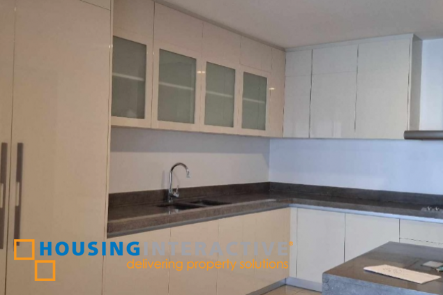 for sale 4br corner unit in grand hyatt residences