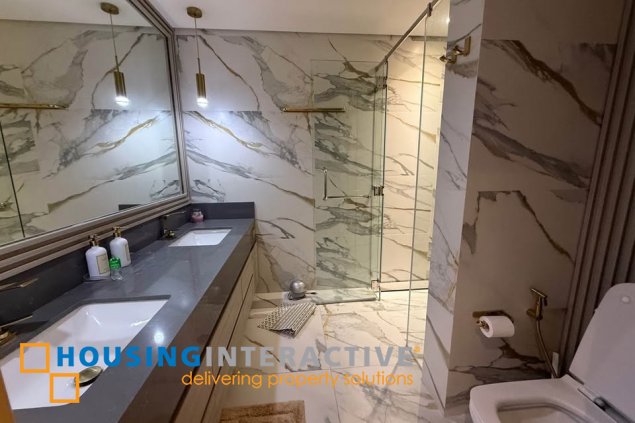 fully furnished 3br unit with parking for rent in garden towers