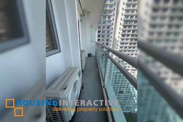 semi-furnished 2br unit for sale in acqua private residences
