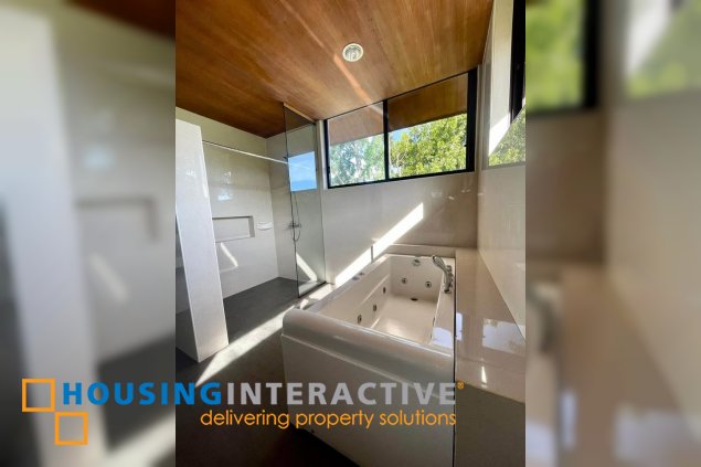 brand new house for sale at ayala southvale sonera