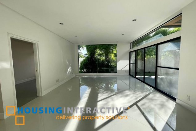 brand new house for sale at ayala southvale sonera
