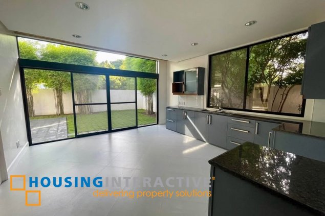 brand new house for sale at ayala southvale sonera