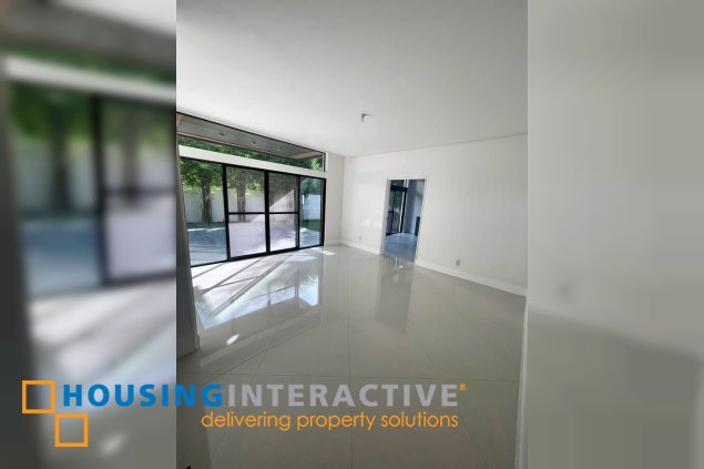 brand new house for sale at ayala southvale sonera