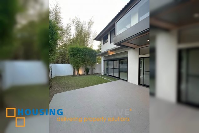 brand new house for sale at ayala southvale sonera