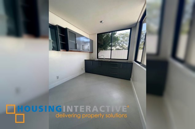 brand new house for sale at ayala southvale sonera