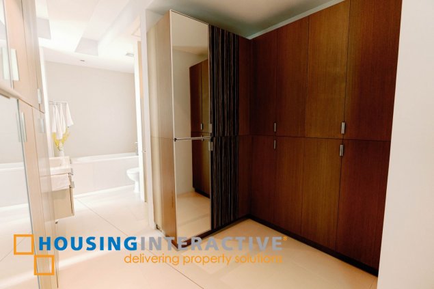 fully furnished 3br penthouse unit with parking for sale in bellagio one