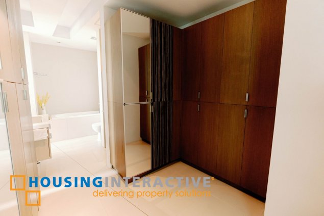 fully furnished 3br penthouse unit with parking for sale in bellagio one